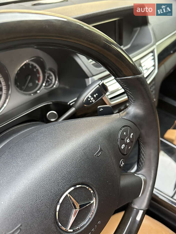 Седан Mercedes-Benz E-Class 2010 в Києві