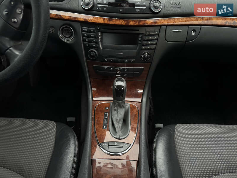 Седан Mercedes-Benz E-Class 2003 в Днепре фото 30 Седан Mercedes-Benz E-Class 2003 в Днепре