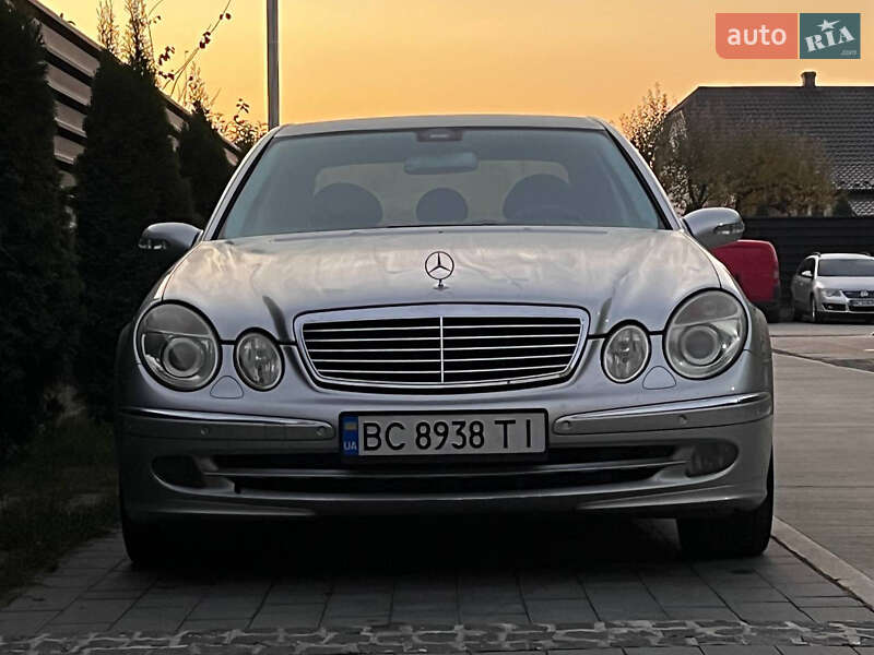 Седан Mercedes-Benz E-Class 2003 в Шептицькому