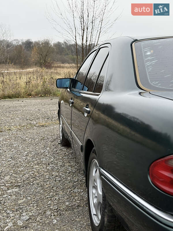 Седан Mercedes-Benz E-Class 1998 в Казатине фото 15 Седан Mercedes-Benz E-Class 1998 в Казатине