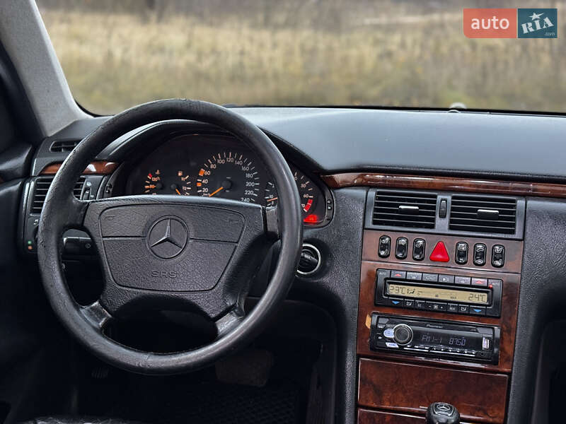 Седан Mercedes-Benz E-Class 1998 в Казатине фото 14 Седан Mercedes-Benz E-Class 1998 в Казатине