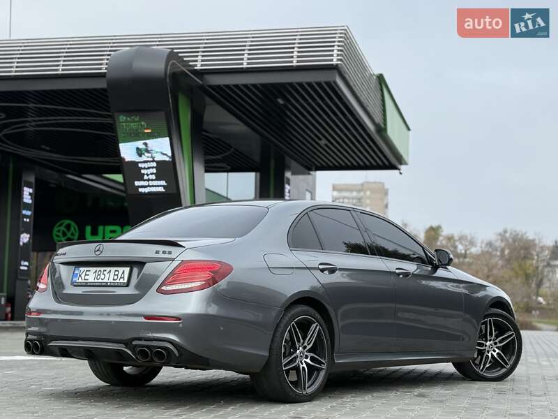 Седан Mercedes-Benz E-Class 2018 в Днепре