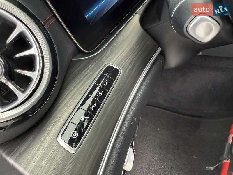 Седан Mercedes-Benz E-Class 2018 в Днепре