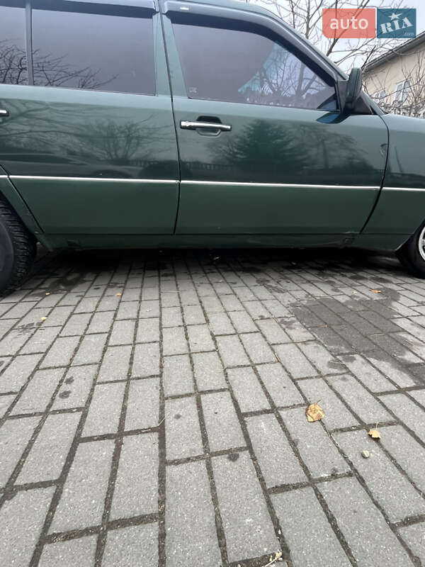 Універсал Mercedes-Benz E-Class 1993 в Івано-Франківську