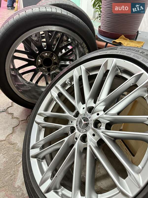 Седан Mercedes-Benz E-Class 2015 в Киеве