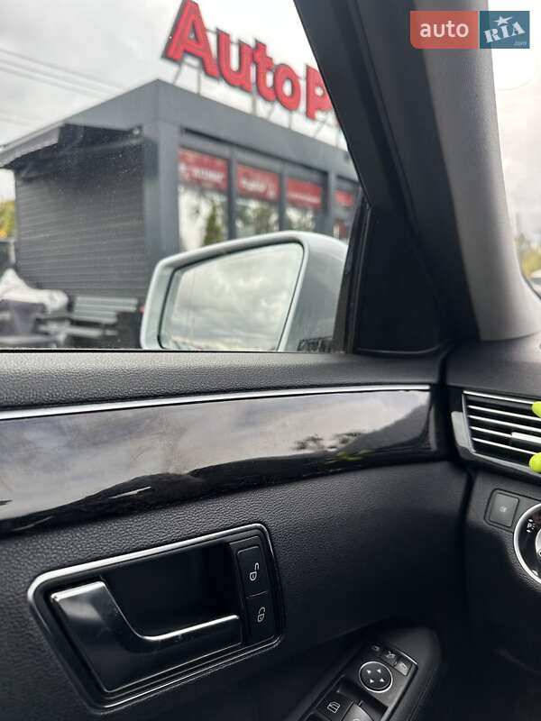 Универсал Mercedes-Benz E-Class 2012 в Белогородке