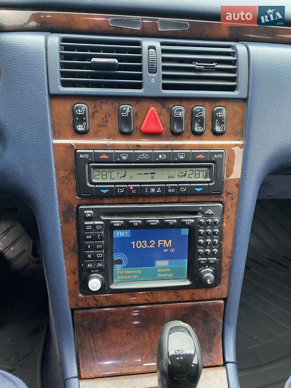 Седан Mercedes-Benz E-Class 2001 в Кіцмані