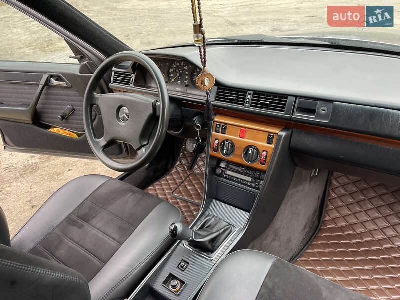 Mercedes-Benz E-Class 1991 Mercedes-Benz E-Class 1991