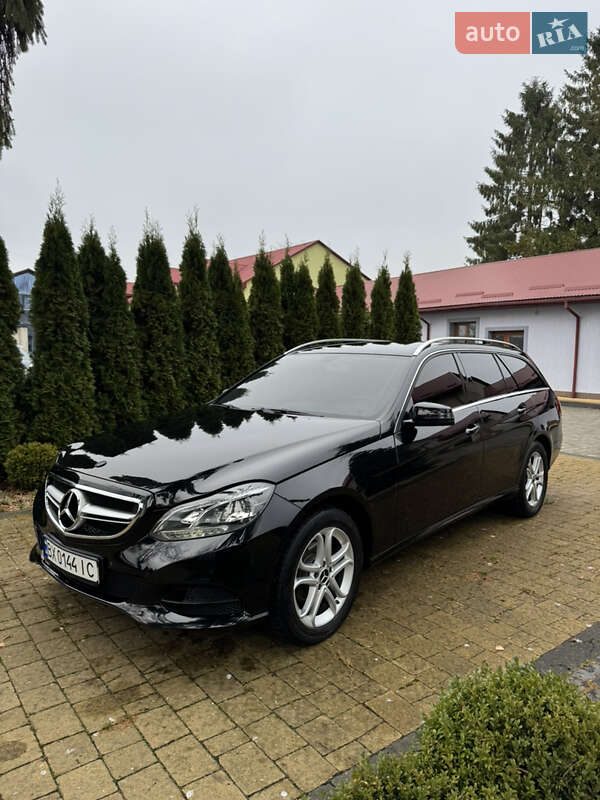 Универсал Mercedes-Benz E-Class 2015 в Львове фото 19 Универсал Mercedes-Benz E-Class 2015 в Львове