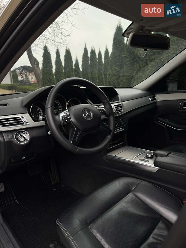 Универсал Mercedes-Benz E-Class 2015 в Львове фото 31 Универсал Mercedes-Benz E-Class 2015 в Львове