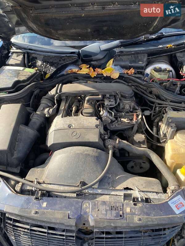 Седан Mercedes-Benz E-Class 1995 в Харькове