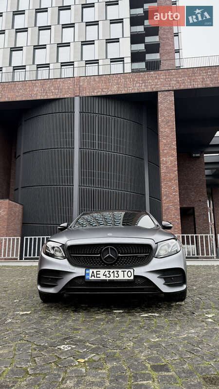 Седан Mercedes-Benz E-Class 2017 в Днепре фото 3 Седан Mercedes-Benz E-Class 2017 в Днепре