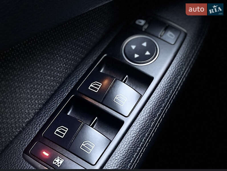 Седан Mercedes-Benz E-Class 2012 в Хмельнике