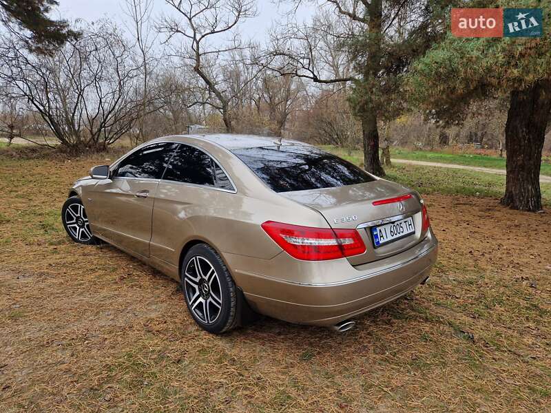 Купе Mercedes-Benz E-Class 2010 в Вишгороді фото 5 Купе Mercedes-Benz E-Class 2010 в Вишгороді