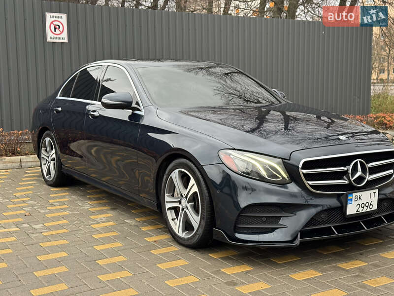 Седан Mercedes-Benz E-Class 2016 в Вінниці