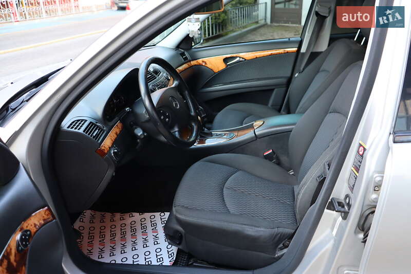 Универсал Mercedes-Benz E-Class 2005 в Львове фото 16 Универсал Mercedes-Benz E-Class 2005 в Львове