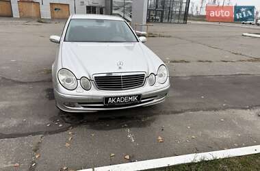 Седан Mercedes-Benz E-Class 2005 в Харькове