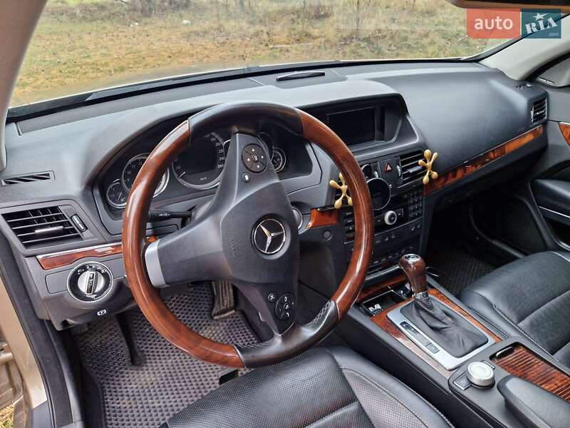 Купе Mercedes-Benz E-Class 2010 в Вишгороді фото 19 Купе Mercedes-Benz E-Class 2010 в Вишгороді