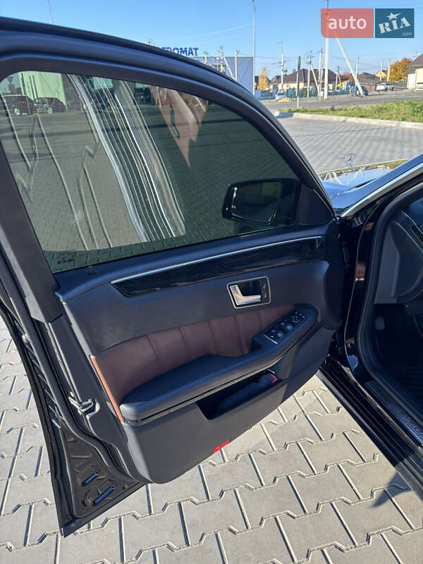 Універсал Mercedes-Benz E-Class 2012 в Луцьку