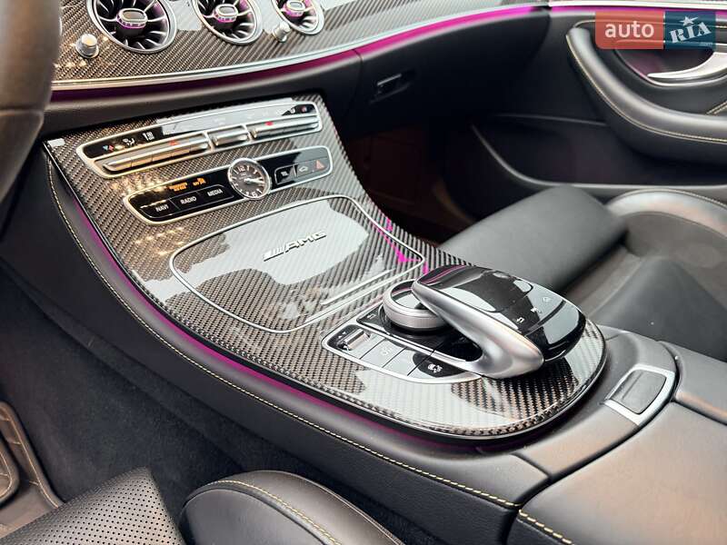 Седан Mercedes-Benz E-Class 2018 в Києві фото 30 Седан Mercedes-Benz E-Class 2018 в Києві