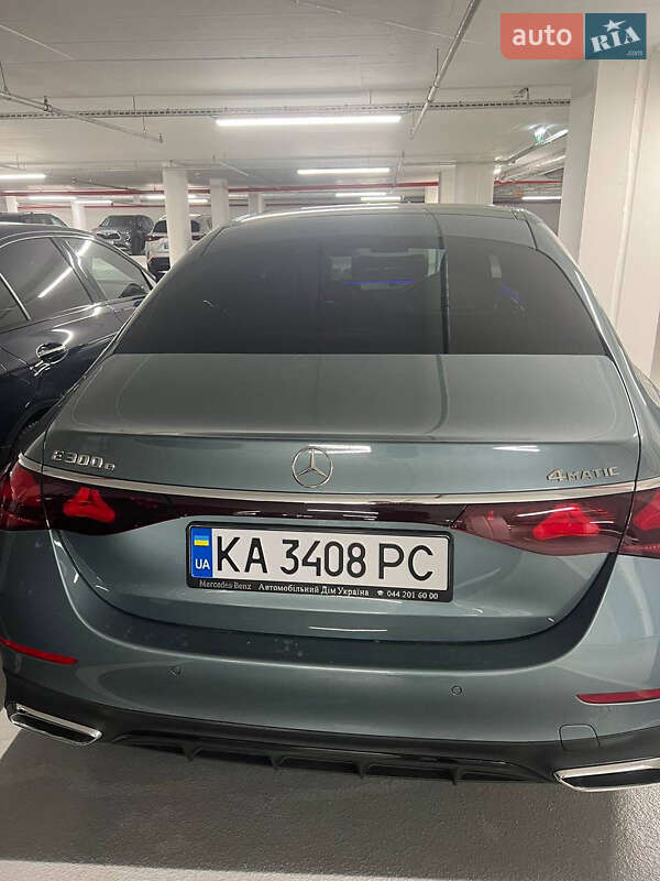 Седан Mercedes-Benz E-Class 2024 в Киеве