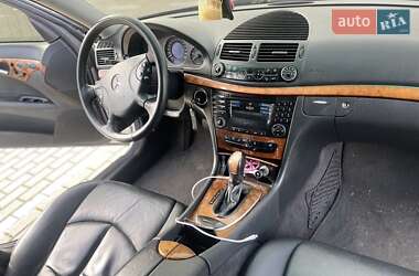 Седан Mercedes-Benz E-Class 2003 в Нововолынске