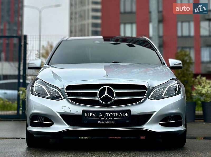 Седан Mercedes-Benz E-Class 2014 в Киеве
