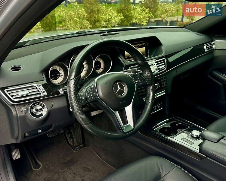 Седан Mercedes-Benz E-Class 2014 в Киеве
