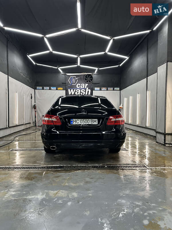 Седан Mercedes-Benz E-Class 2011 в Львове фото 2 Седан Mercedes-Benz E-Class 2011 в Львове