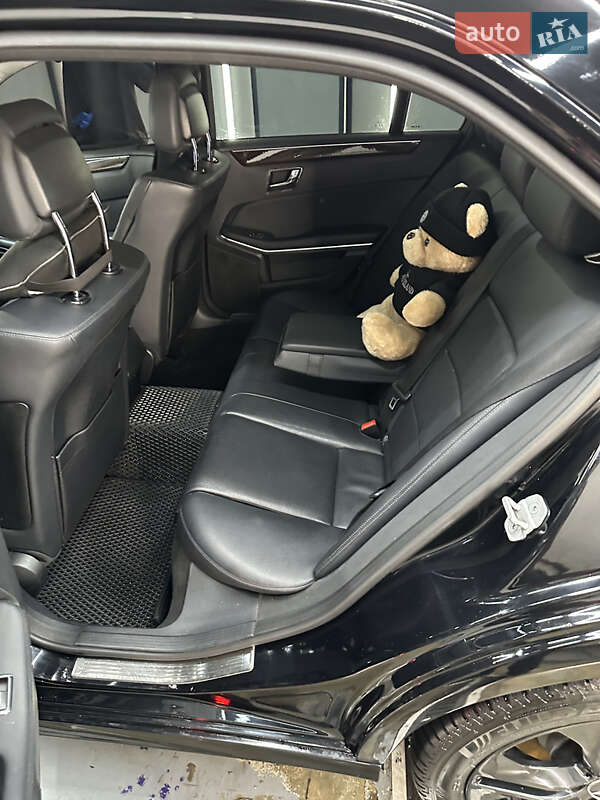 Седан Mercedes-Benz E-Class 2011 в Львове фото 19 Седан Mercedes-Benz E-Class 2011 в Львове