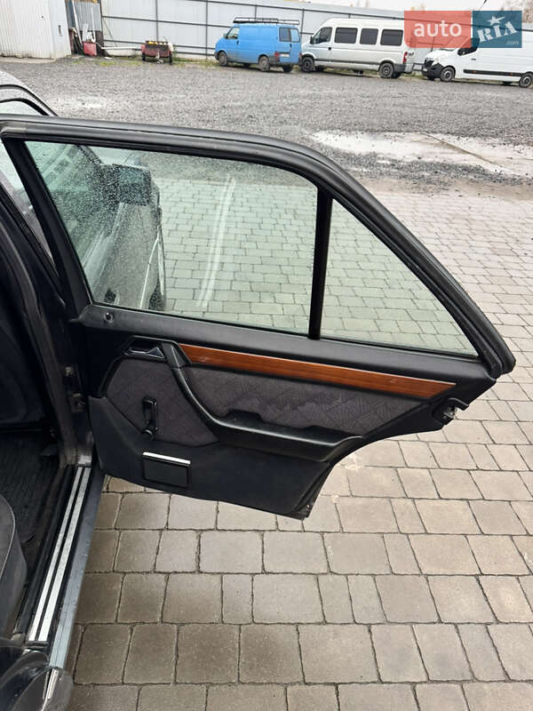 Седан Mercedes-Benz E-Class 1994 в Ковелі