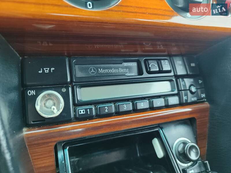 Седан Mercedes-Benz E-Class 1995 в Шептицькому