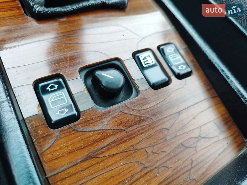 Седан Mercedes-Benz E-Class 1995 в Шептицькому