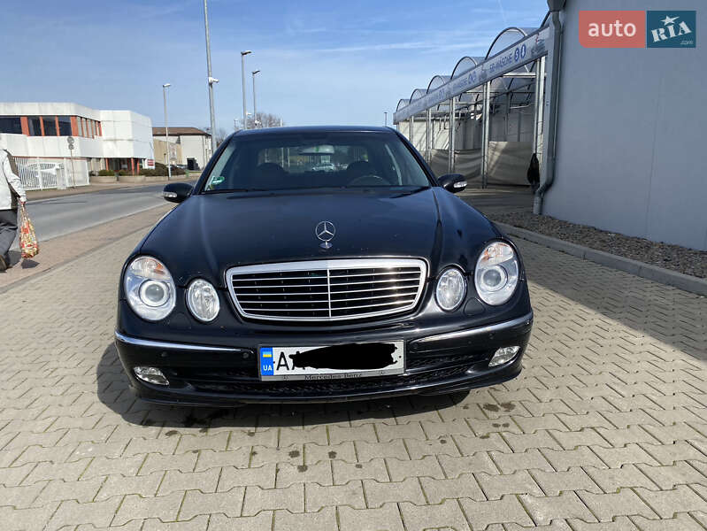 Седан Mercedes-Benz E-Class 2004 в Киеве фото 39 Седан Mercedes-Benz E-Class 2004 в Киеве