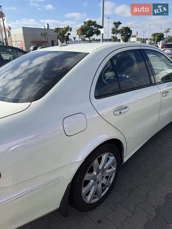 Седан Mercedes-Benz E-Class 2006 в Києві фото 30 Седан Mercedes-Benz E-Class 2006 в Києві