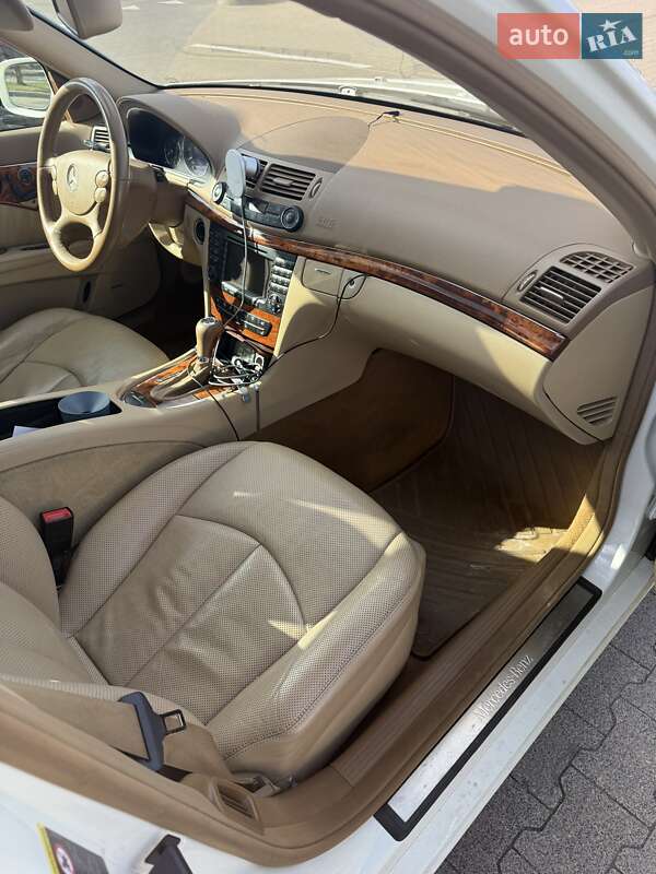 Седан Mercedes-Benz E-Class 2006 в Києві фото 42 Седан Mercedes-Benz E-Class 2006 в Києві
