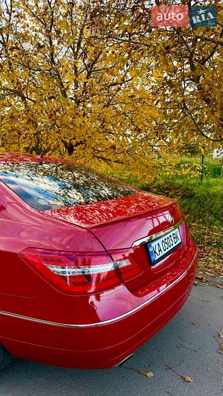 Купе Mercedes-Benz E-Class 2011 в Ужгороді фото 2 Купе Mercedes-Benz E-Class 2011 в Ужгороді
