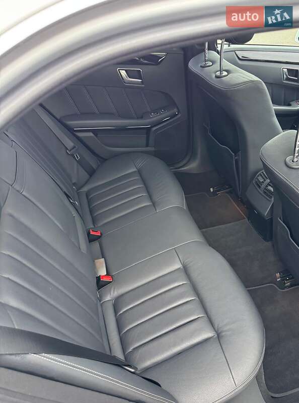 Седан Mercedes-Benz E-Class 2014 в Києві фото 23 Седан Mercedes-Benz E-Class 2014 в Києві