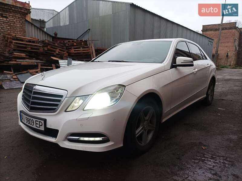 Седан Mercedes-Benz E-Class 2012 в Києві фото 2 Седан Mercedes-Benz E-Class 2012 в Києві