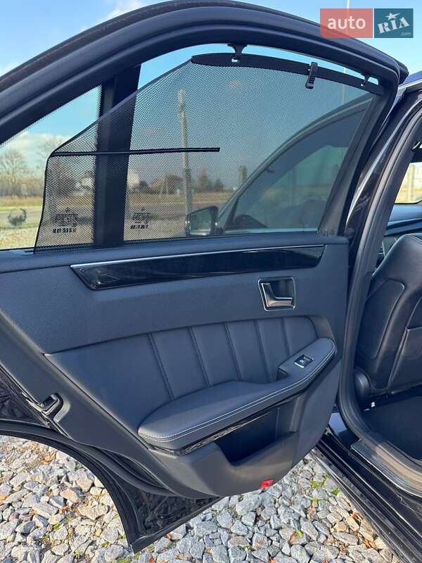 Седан Mercedes-Benz E-Class 2012 в Бродах