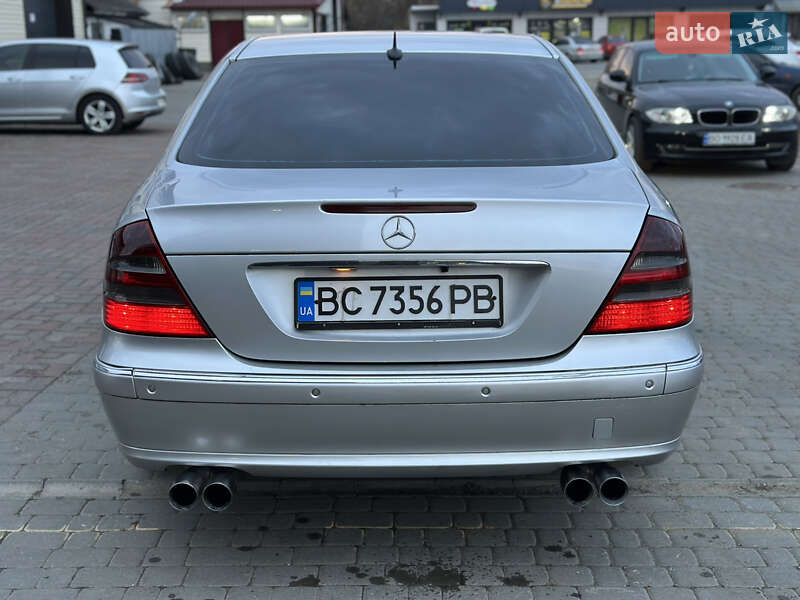 Седан Mercedes-Benz E-Class 2003 в Снятине