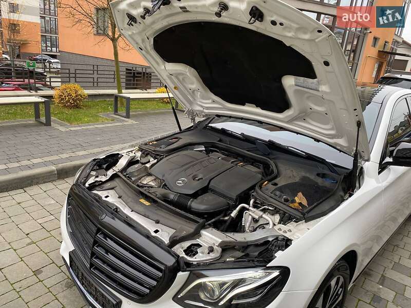 Седан Mercedes-Benz E-Class 2018 в Івано-Франківську