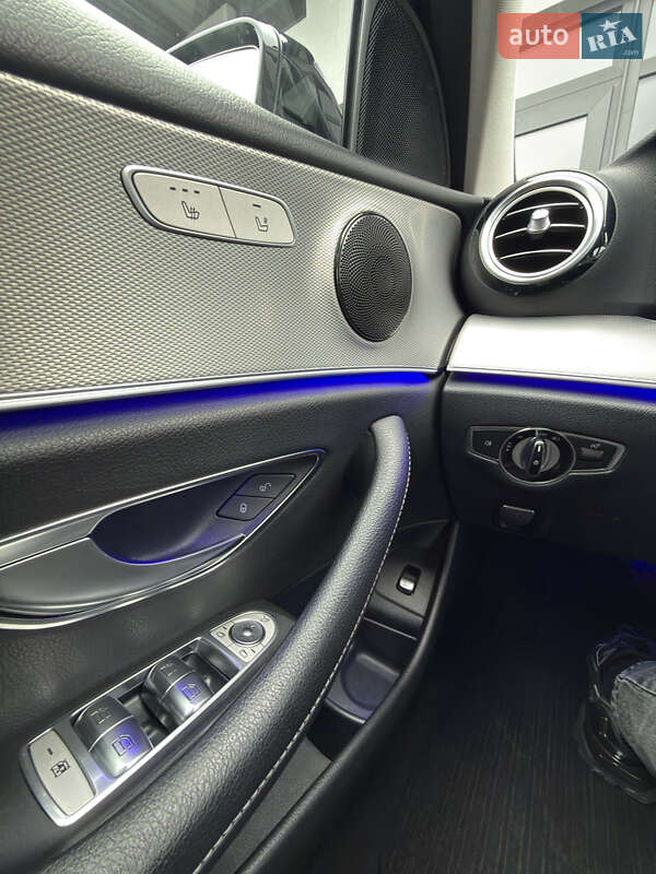 Седан Mercedes-Benz E-Class 2018 в Чернівцях фото 30 Седан Mercedes-Benz E-Class 2018 в Чернівцях