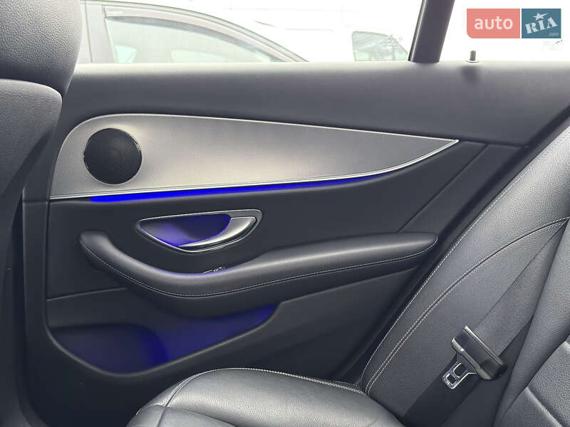 Седан Mercedes-Benz E-Class 2018 в Чернівцях фото 23 Седан Mercedes-Benz E-Class 2018 в Чернівцях