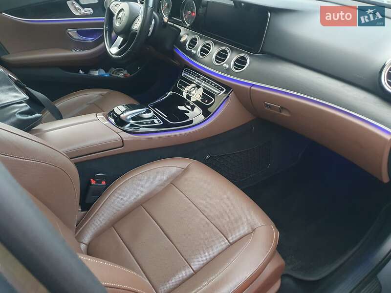 Седан Mercedes-Benz E-Class 2016 в Мукачевому фото 9 Седан Mercedes-Benz E-Class 2016 в Мукачевому