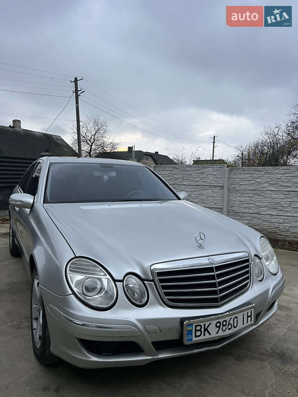 Седан Mercedes-Benz E-Class 2003 в Рівному фото 4 Седан Mercedes-Benz E-Class 2003 в Рівному