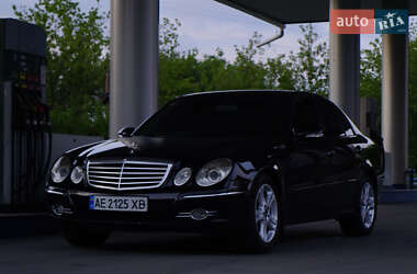 Седан Mercedes-Benz E-Class 2008 в Дніпрі