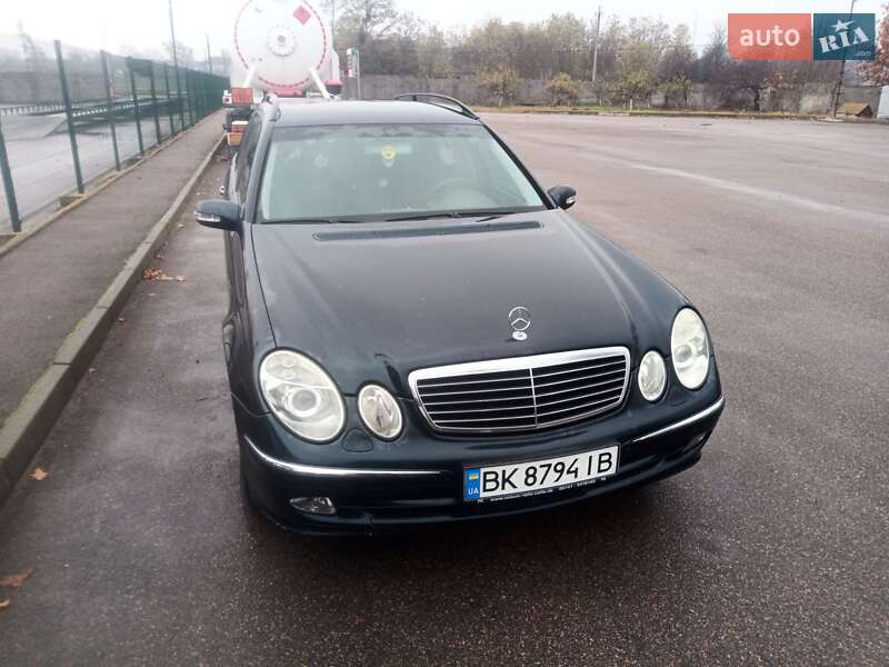 Универсал Mercedes-Benz E-Class 2004 в Лугинах