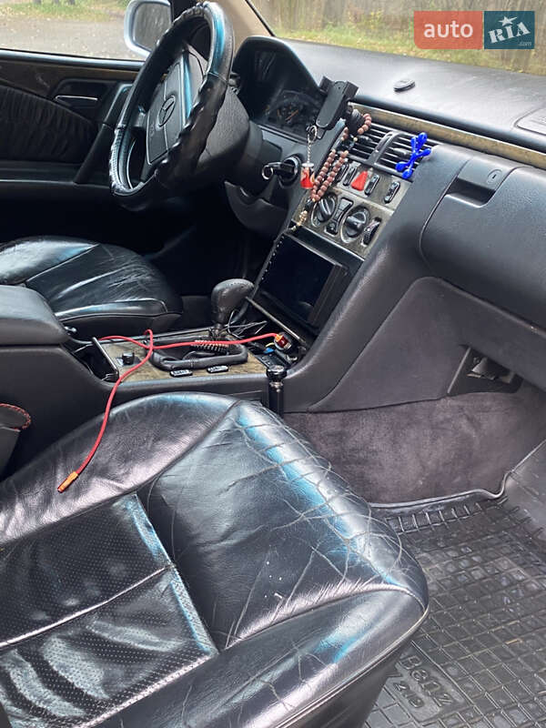 Седан Mercedes-Benz E-Class 1996 в Дрогобичі фото 25 Седан Mercedes-Benz E-Class 1996 в Дрогобичі