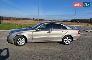 Седан Mercedes-Benz E-Class 2004 в Луцьку